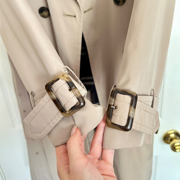 “London Fog” Trench Coat - Picture 11 of 14